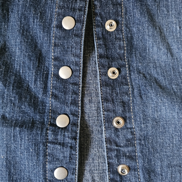 Christopher & Banks Denim Jacket Size S Blue Snap Front V Neckline Pockets NWT - Picture 5 of 15